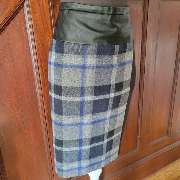 Calvin Klein Womens Plaid Pencil Skirt Faux Leather Waistband Size 12 Wool Blend - Picture 1 of 5
